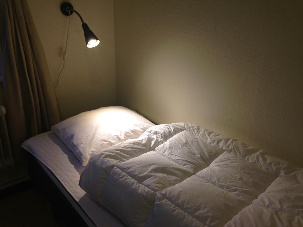 Ronneby Brunnspark Vandrarhem Och B&B Bilik gambar