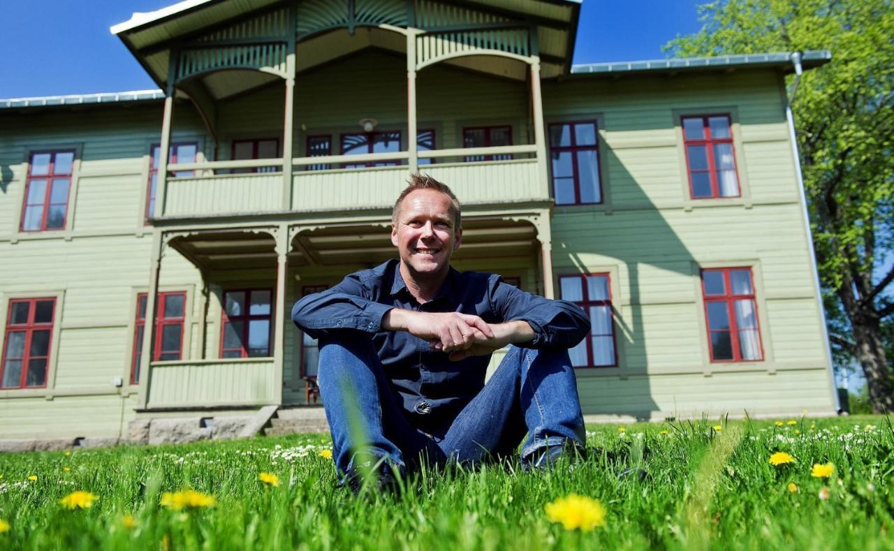 Ronneby Brunnspark Vandrarhem Och B&B Luaran gambar